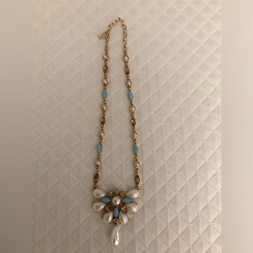 Elegant Gold and Blue Statement Necklace